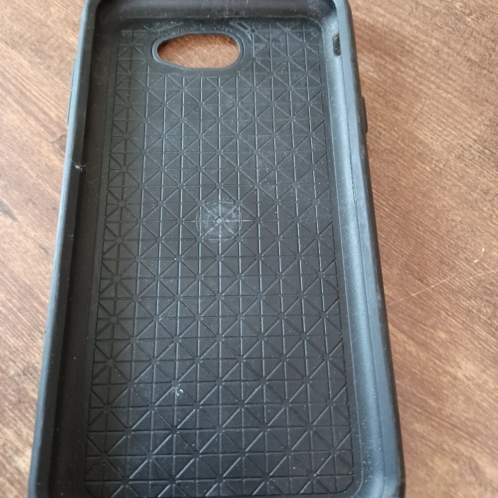 Otterbox Phone case EUC